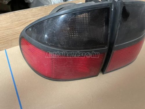 hátsó lámpa