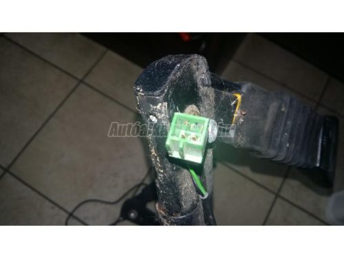 OPEL CORSA B - 1999 - övfeszítő patron