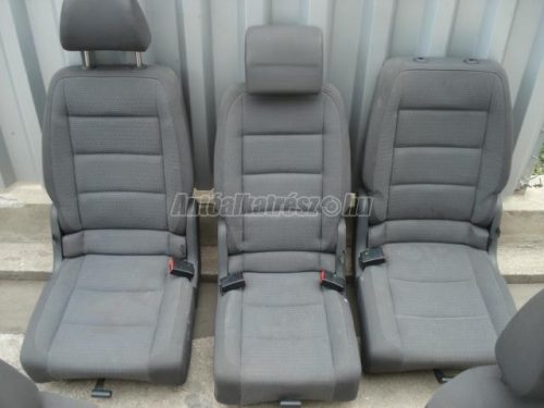 VOLKSWAGEN TOURAN - ülés