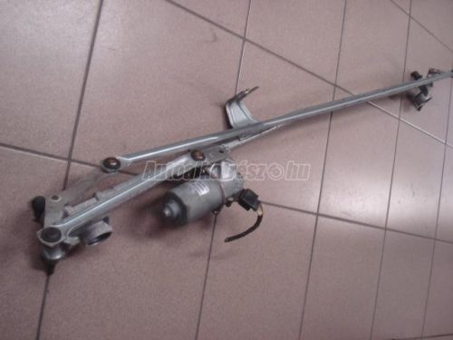 ablaktörlő szerkezet