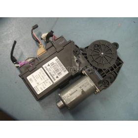 AUDI A4 - elektromos ablakemelő motor