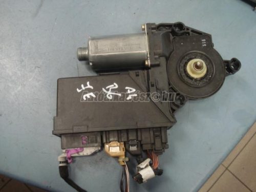 AUDI A4 - elektromos ablakemelő motor