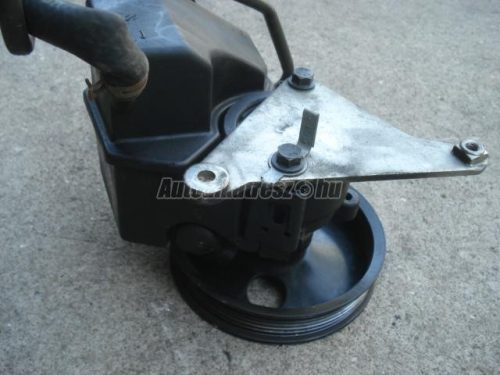 kormányszervó szivattyú