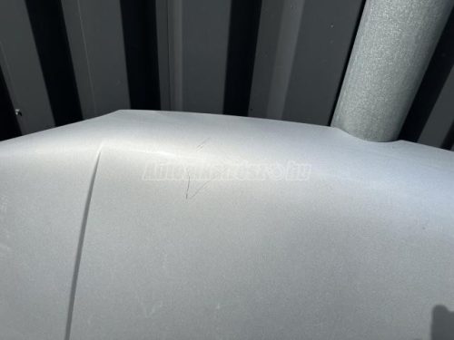 VOLKSWAGEN GOLF IV - motorháztető