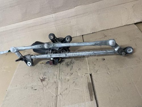 ablaktörlő szerkezet