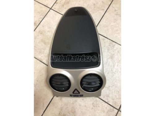 OPEL CORSA D - 2009 - középkonzol kijelzővel szellőzőráccsal
