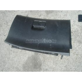 kesztyűtartó fedél