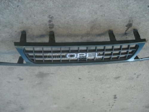 OPEL FRONTERA - 1996 - hűtőrács