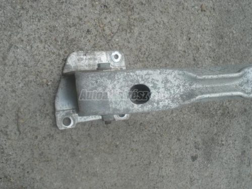 lökhárító merevítő