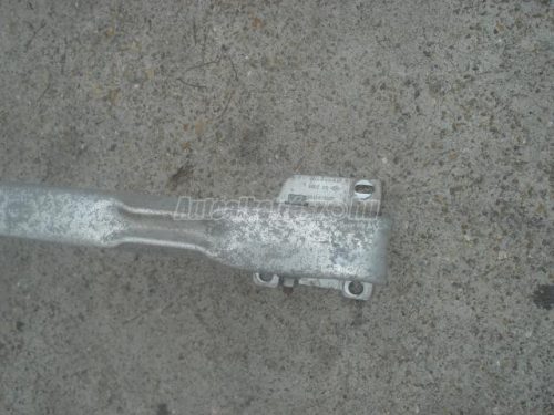 lökhárító merevítő