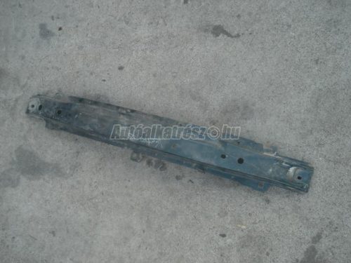 lökhárító merevítő