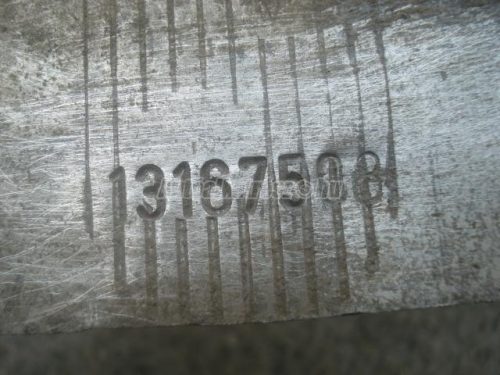 lökhárító merevítő