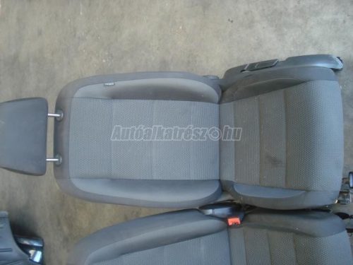 VOLKSWAGEN GOLF VI - 2010 - ülés