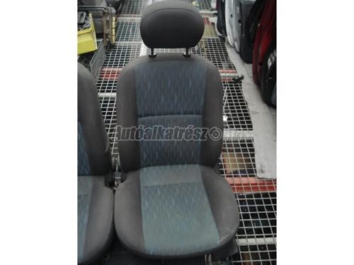 FORD FOCUS - 2003 - ülés