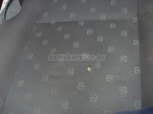 FORD FOCUS - 2000 - ülés