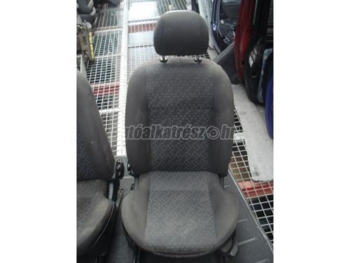 FORD FIESTA - 2000 - ülés