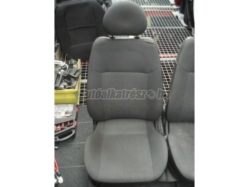 OPEL CORSA C - 2003 - ülés