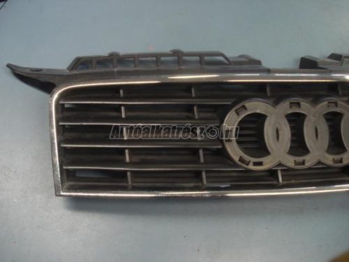 AUDI A3 - 2003 - díszrács