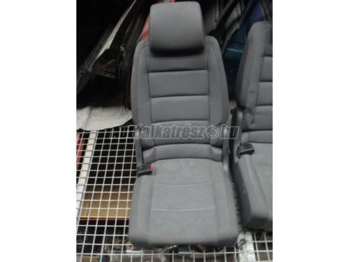 VOLKSWAGEN TOURAN - 2005 - ülés