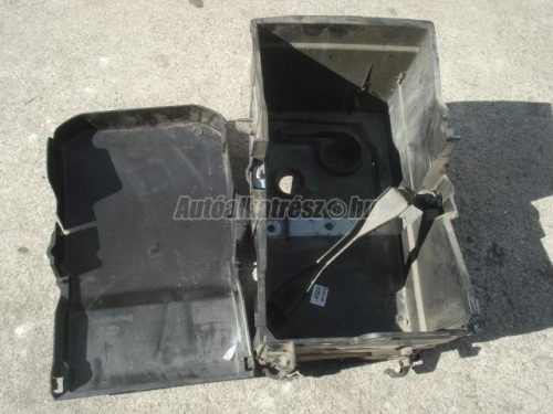 FORD FOCUS - akkumulátor tartó