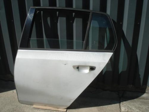 VOLKSWAGEN GOLF VI - 2010 - ajtó
