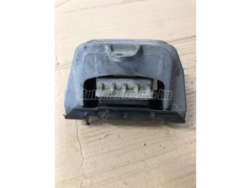 VOLKSWAGEN NEW BEETLE,  GOLF,  GOLF IV | AUDI A3 | SEAT LEON,  TOLEDO - 2000 - 1J0199555AQ - tartó, motorfelfüggesztés