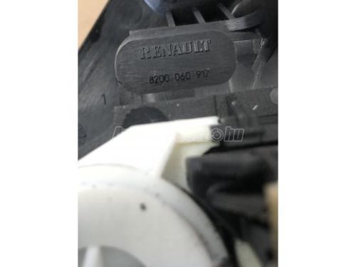 csomagtér ajtó zár nyitó