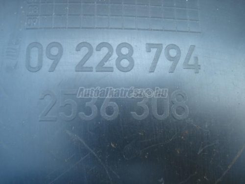 OPEL CORSA C - 2004 - dobbetét