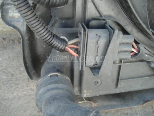 VOLKSWAGEN FOX - 2006 - homlokfal zárhíd