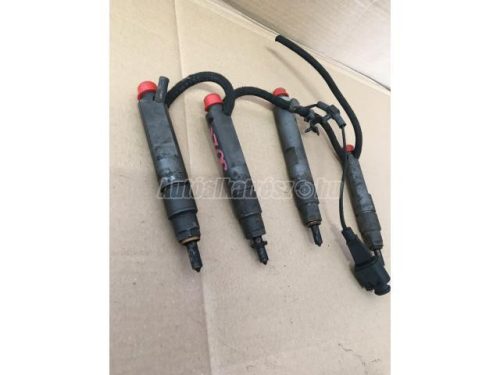 VOLKSWAGEN PASSAT,  GOLF IV,  NEW BEETLE,  BORA,  GOLF | AUDI A4,  A3 | SKODA OCTAVIA | SEAT CORDOBA - 1998 - 028130202J - fúvókatartó