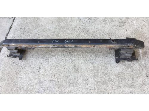 lökhárító tartó