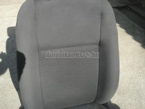 VOLKSWAGEN GOLF V - 2006 - ülés