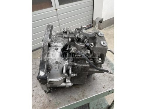 manuális sebességváltó