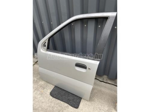 SUZUKI IGNIS - 2002 - ajtó