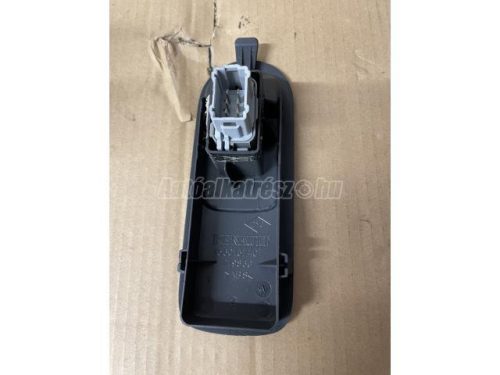 ablakemelő kapcsoló