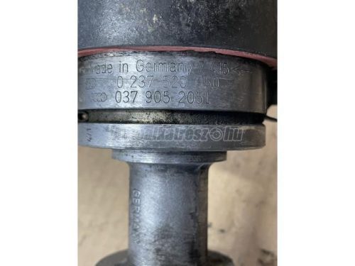 VOLKSWAGEN PASSAT,  GOLF III,  VENTO,  GOLF | SEAT TOLEDO,  IBIZA,  CORDOBA - 1994 - 037905205L - gyújtáselosztó