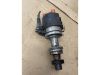 VOLKSWAGEN PASSAT,  TRANSPORTER,  GOLF III,  VENTO,  GOLF | AUDI COUPE,  100,  80,  CABRIO | SEAT TOLEDO,  IBIZA,  CORDOBA - 1994 - 037905205J - gyújtáselosztó