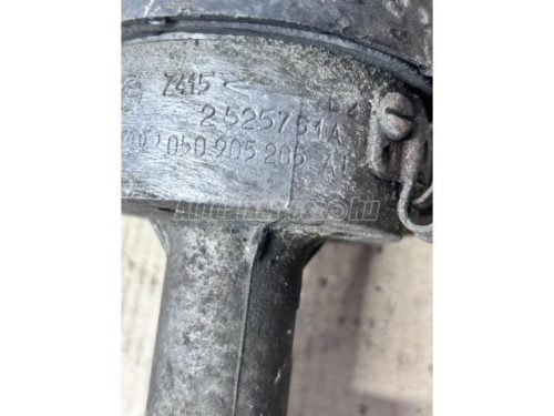 VOLKSWAGEN PASSAT,  GOLF III,  VENTO,  GOLF | SEAT TOLEDO,  IBIZA,  CORDOBA,  INCA - 1993 - 050905205AL - gyújtáselosztó