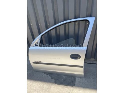 OPEL CORSA C - 2005 - ajtó