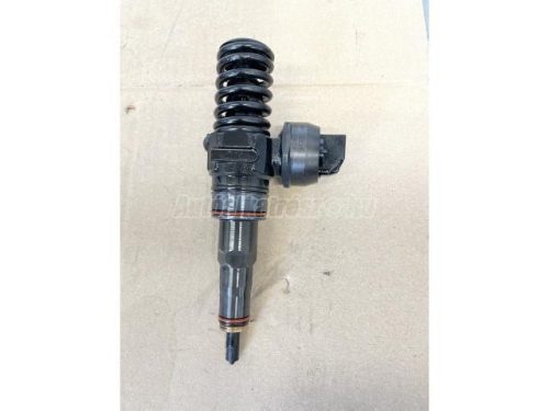VOLKSWAGEN GOLF IV,  GOLF,  BORA,  POLO,  TOURAN,  NEW BEETLE,  MULTIVAN,  TRANSPORTER | AUDI A2,  A3 | SKODA FABIA - 2004 - 038130073AM  - adagoló-fúvóka egység (PDE)