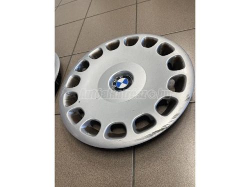 BMW  dísztárcsa