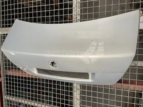 VOLKSWAGEN BORA - 2000 - csomagtér ajtó