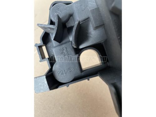 hátsó lámpa foglalat