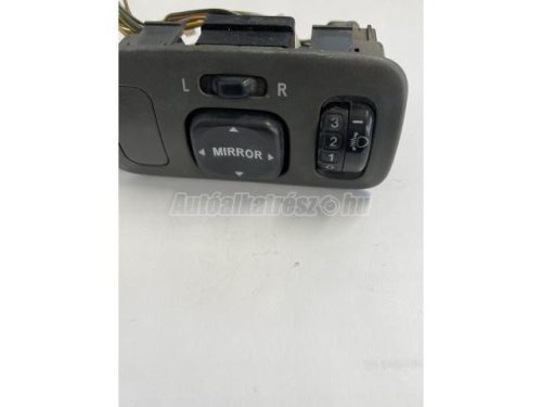 TOYOTA YARIS - 2004 - tükörállítás kapcsoló