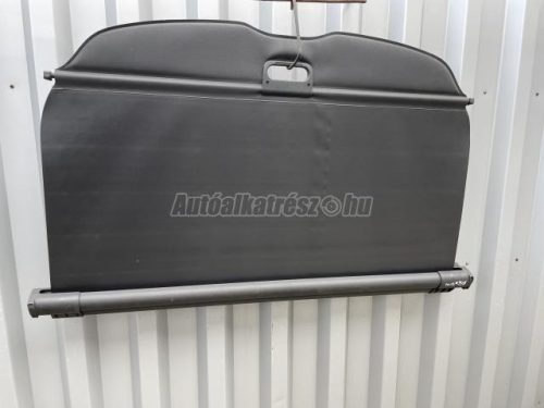 csomagtér roló