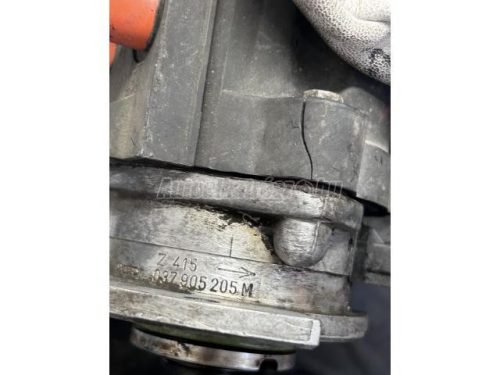 VOLKSWAGEN GOLF III,  PASSAT | SEAT TOLEDO,  CORDOBA,  IBIZA - 1994 - 037905205M  - gyújtáselosztó