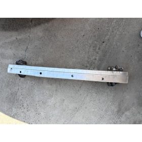 lökhárító merevítő