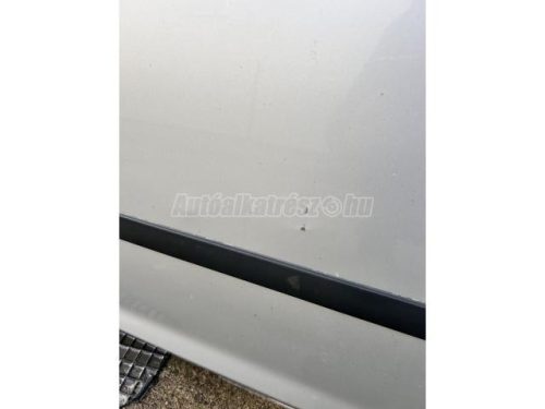 FORD FOCUS - 2006 - ajtó