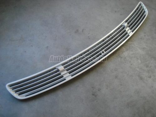 MERCEDES-BENZ C-OSZTÁLY - 2003 - díszrács