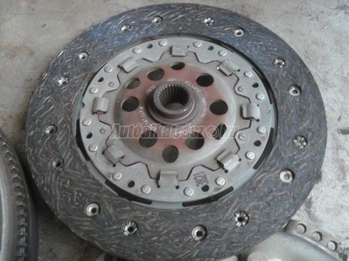 AUDI A3 - 2005 - kuplung szett